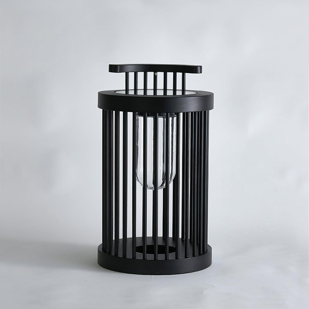 Hurricane Ruhlmann Outdoor Light ∅ 11.8″ x H 20.5″ / Dia 30cm x H 52cm / Black / Solar power storage Table lamp