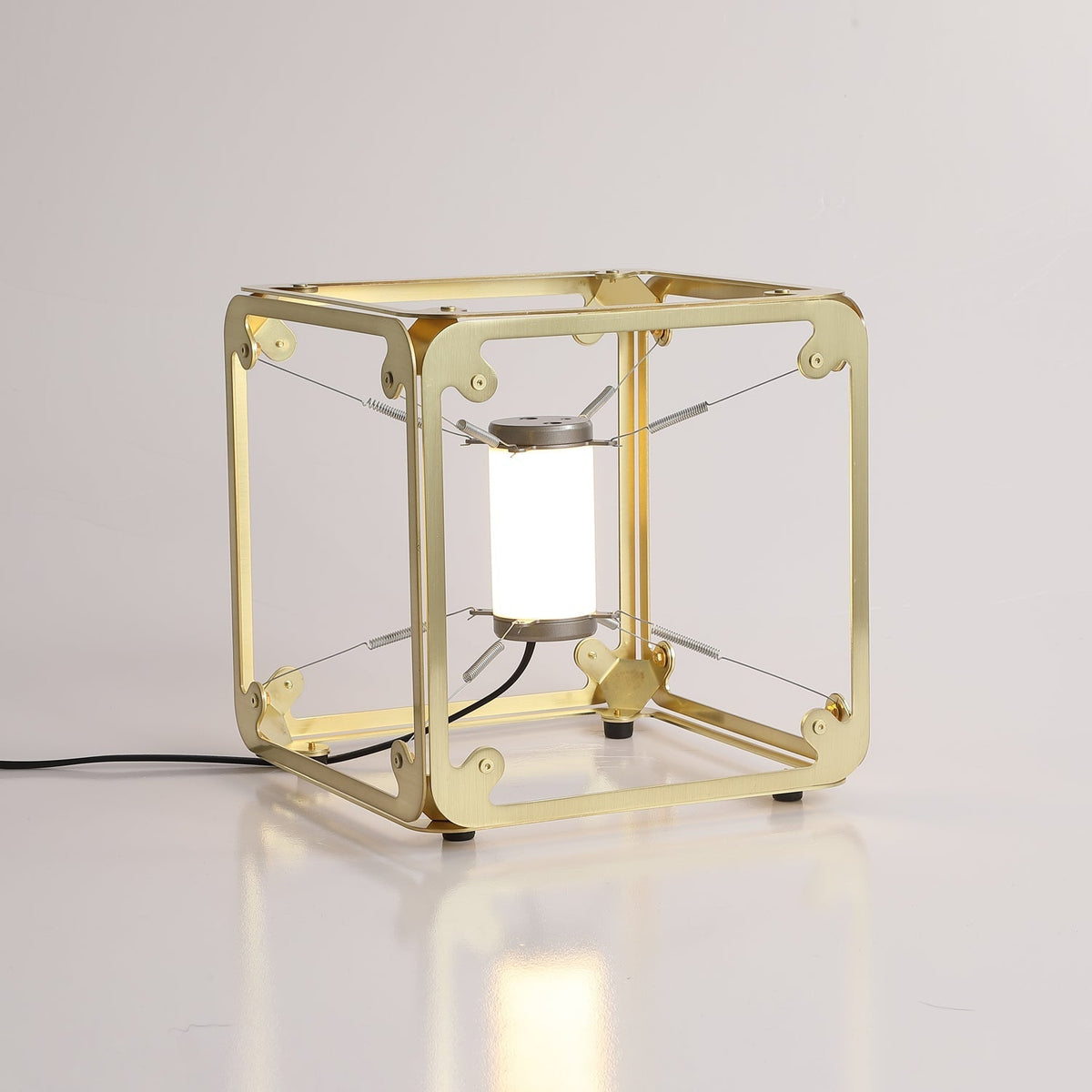 Hyperqube Table Lamp Table lamp