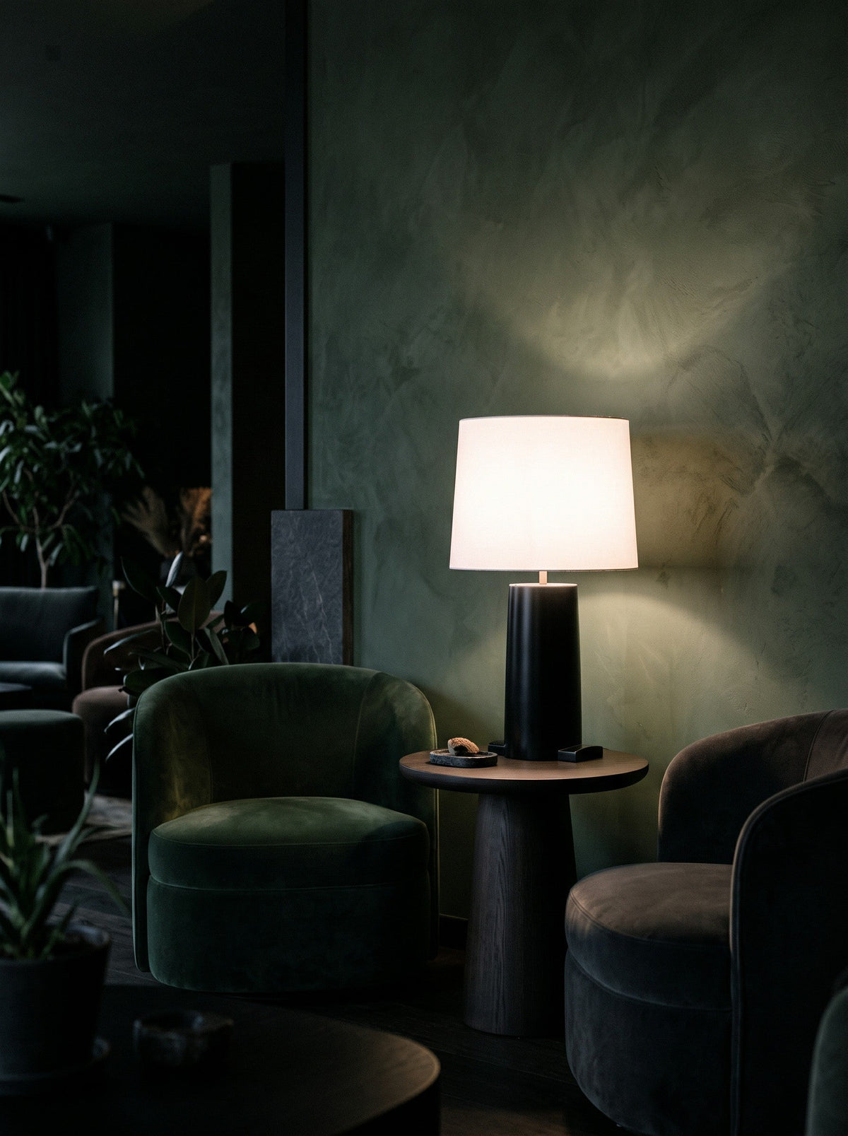 Island Table Lamp