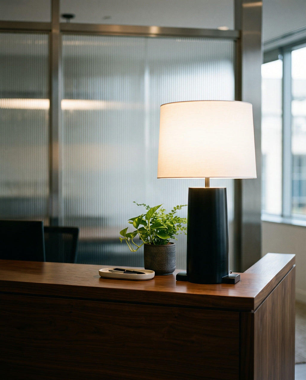 Island Table Lamp