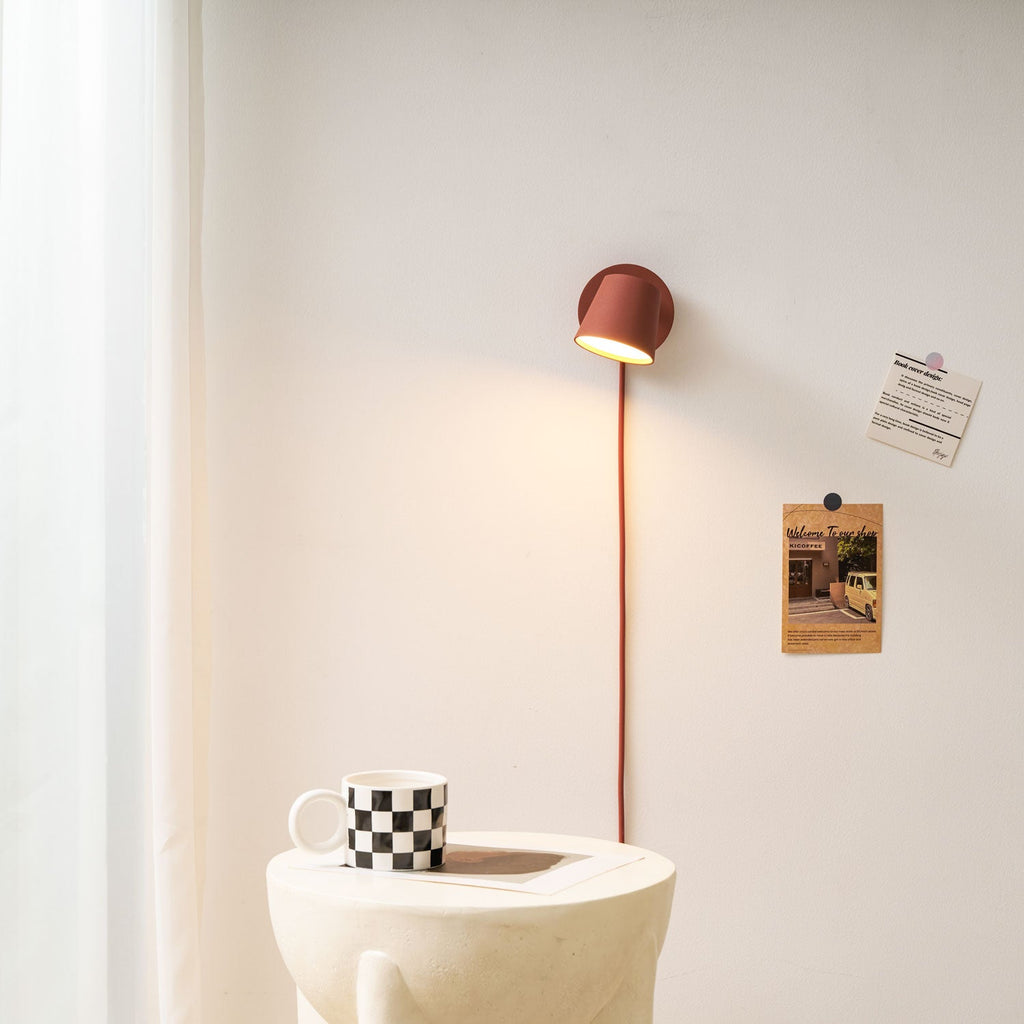 Tip Plug-In Wall Lamp