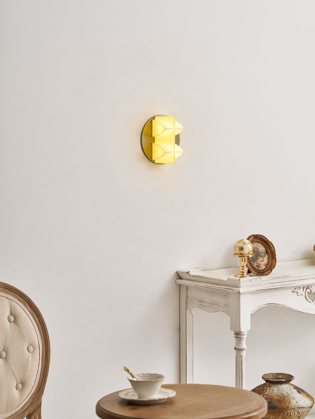 Naala Sconce