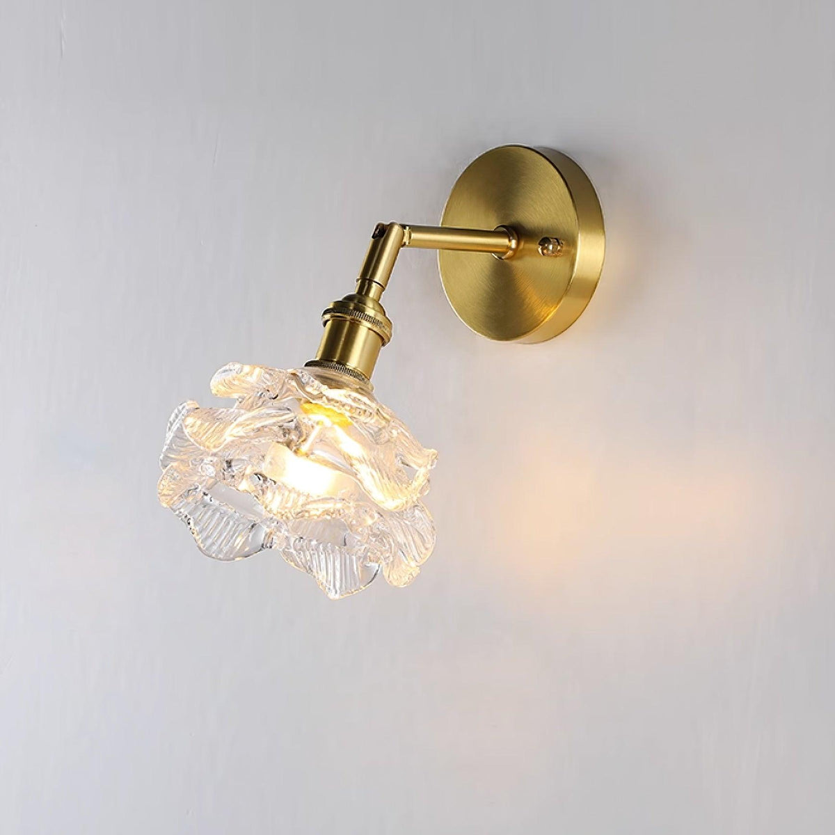 Kano Brass Wall Lamp ∅ 5.9″ x H 8.6″/ Dia 15cm x H 22cm / Brass & Clear Wall lamp