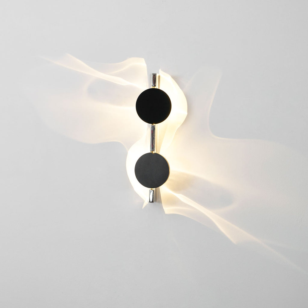 Kinetic Shadow Wall Lamp