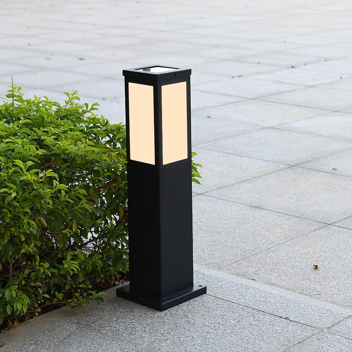 Lantern Column Solar Bollard Light