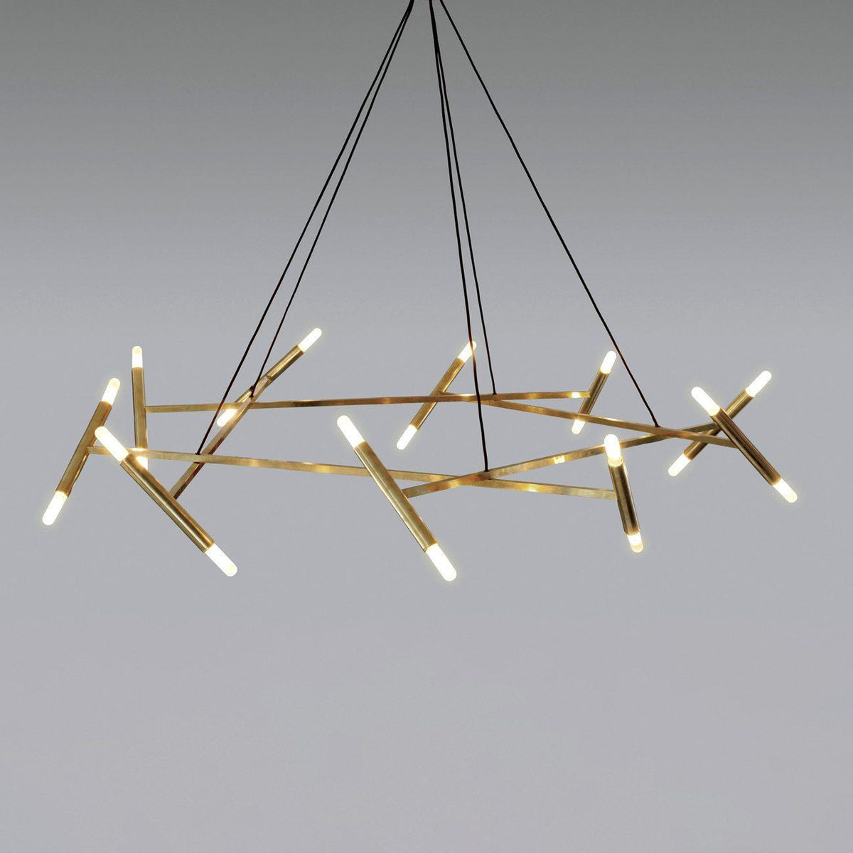 Le Diamant Chandelier 20 heads size: Dia 100 cm x H 150 cm / ∅ 39.4″ x H 59″ / Bronze Chandelier