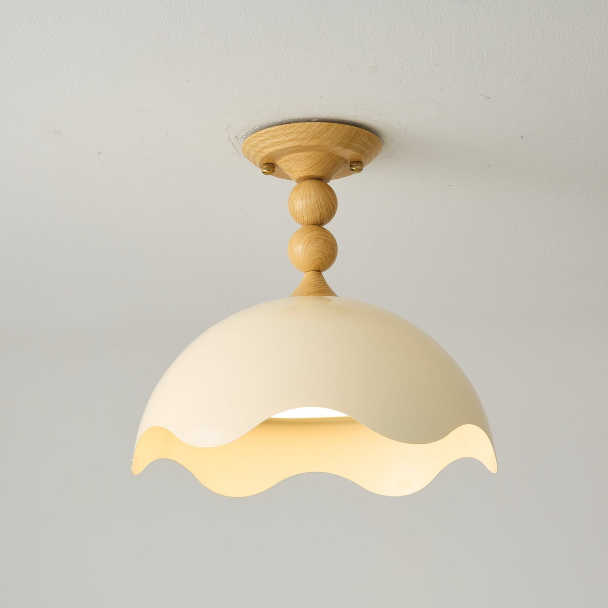 Liora Scallop Ceiling Light