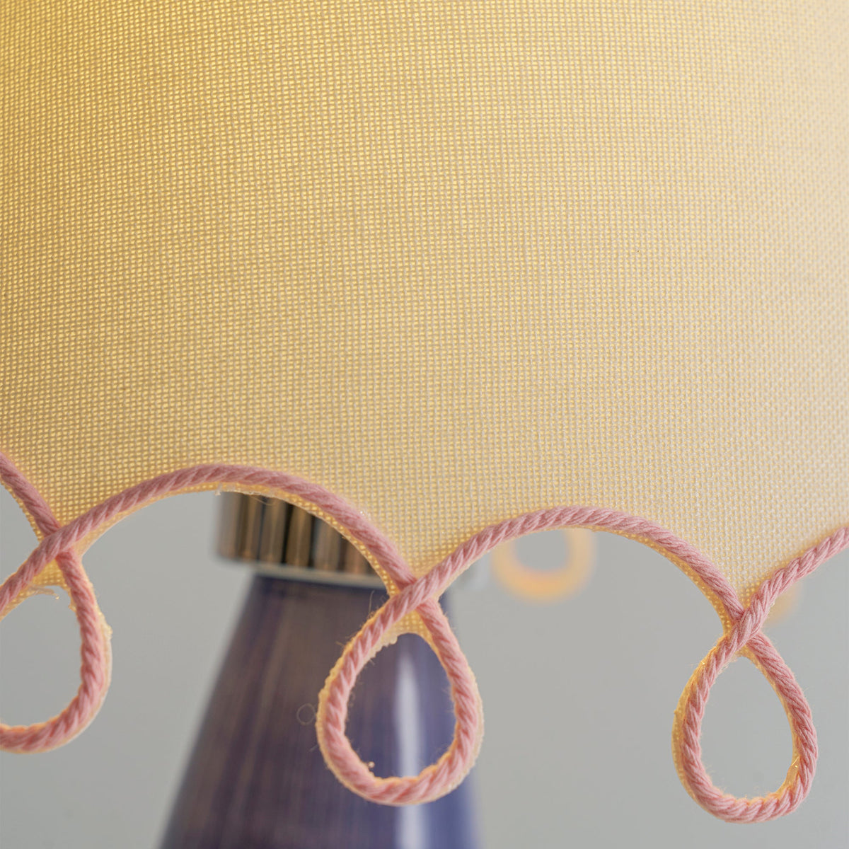 Ribbon Table Lamp