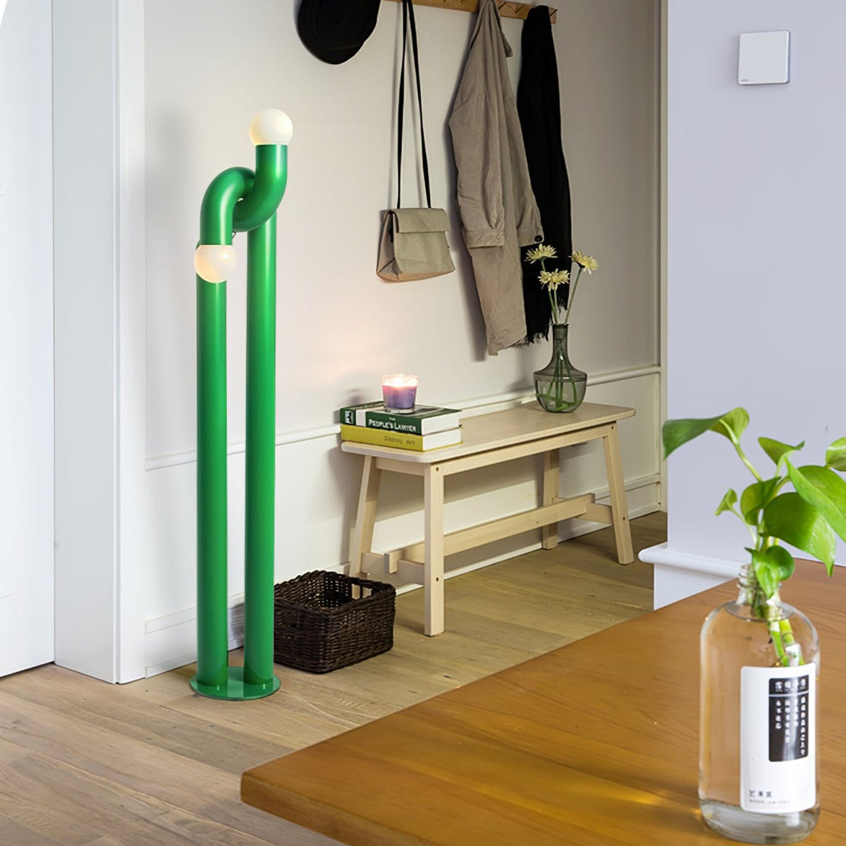 Loopi Floor Lamp