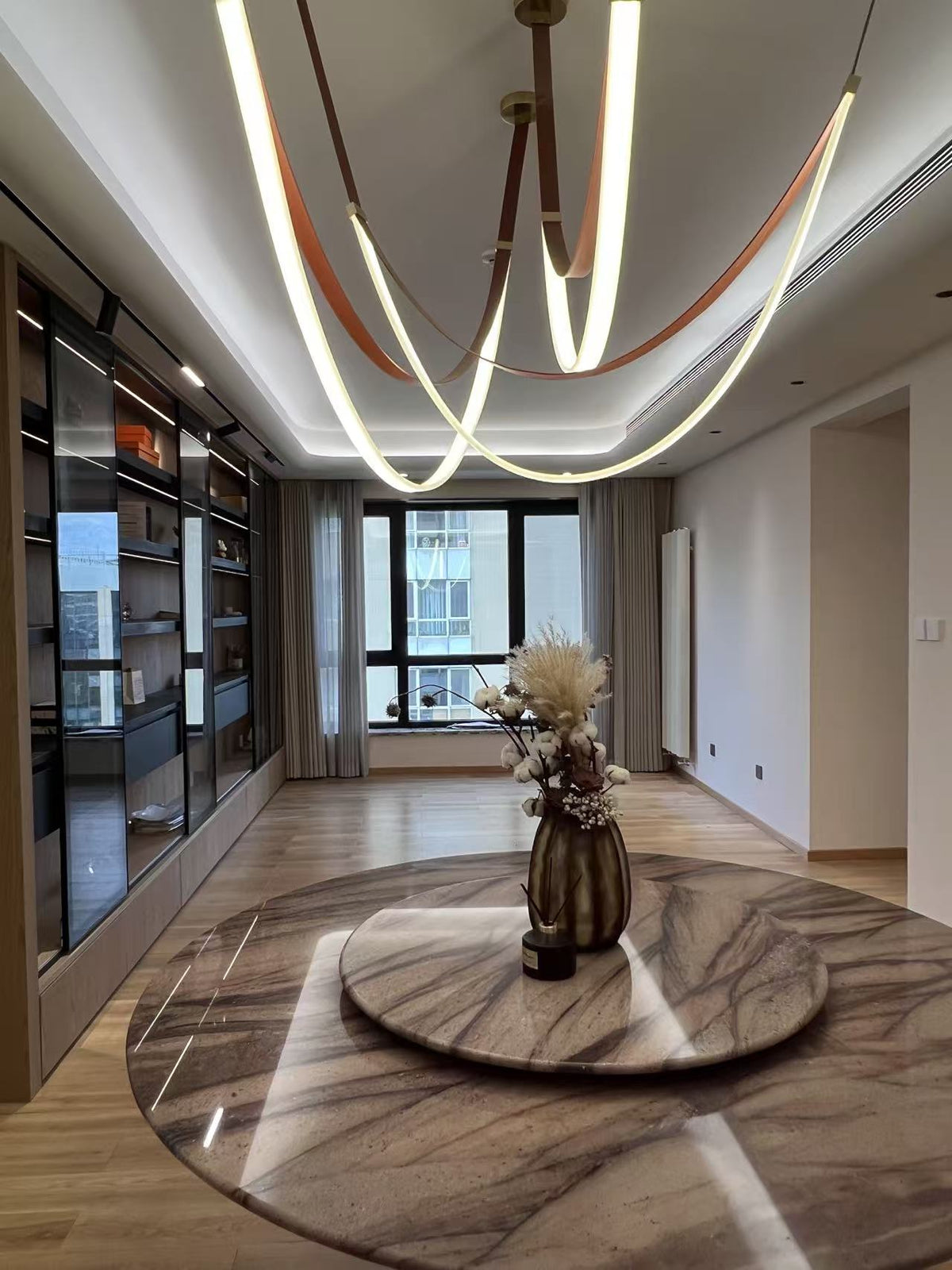 Lunara Strap Chandelier