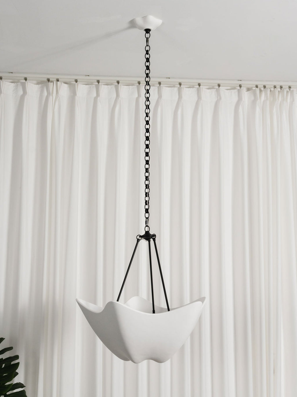 Luvonea Plaster Chandelier