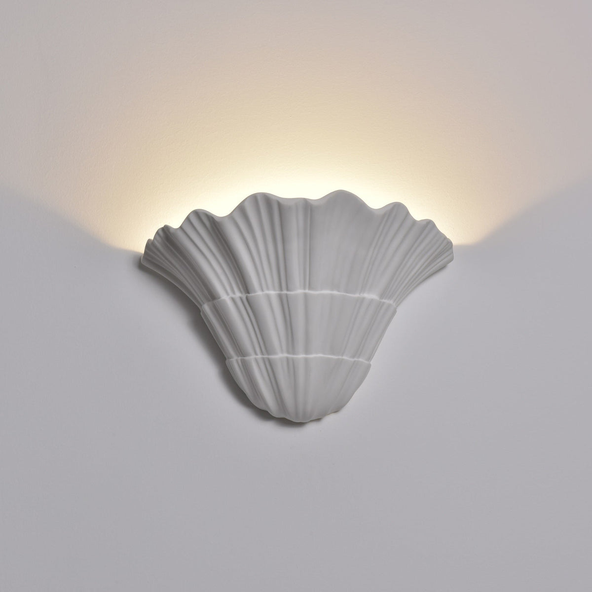 Marina Shell Wall Light