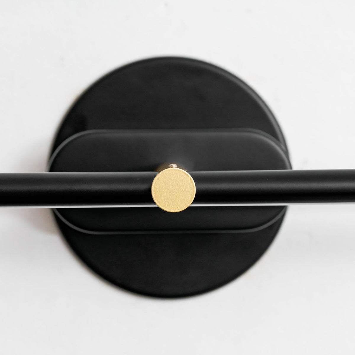 Minimalist Linear Wall Lamp