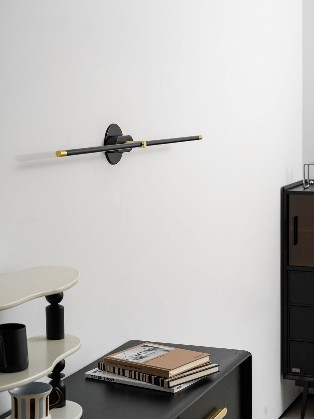 Minimalist Linear Wall Lamp