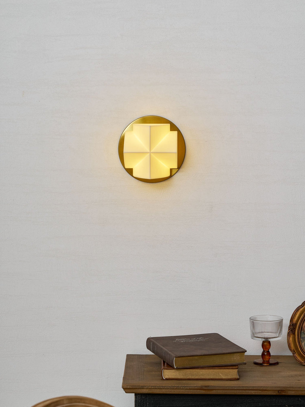 Naala Sconce
