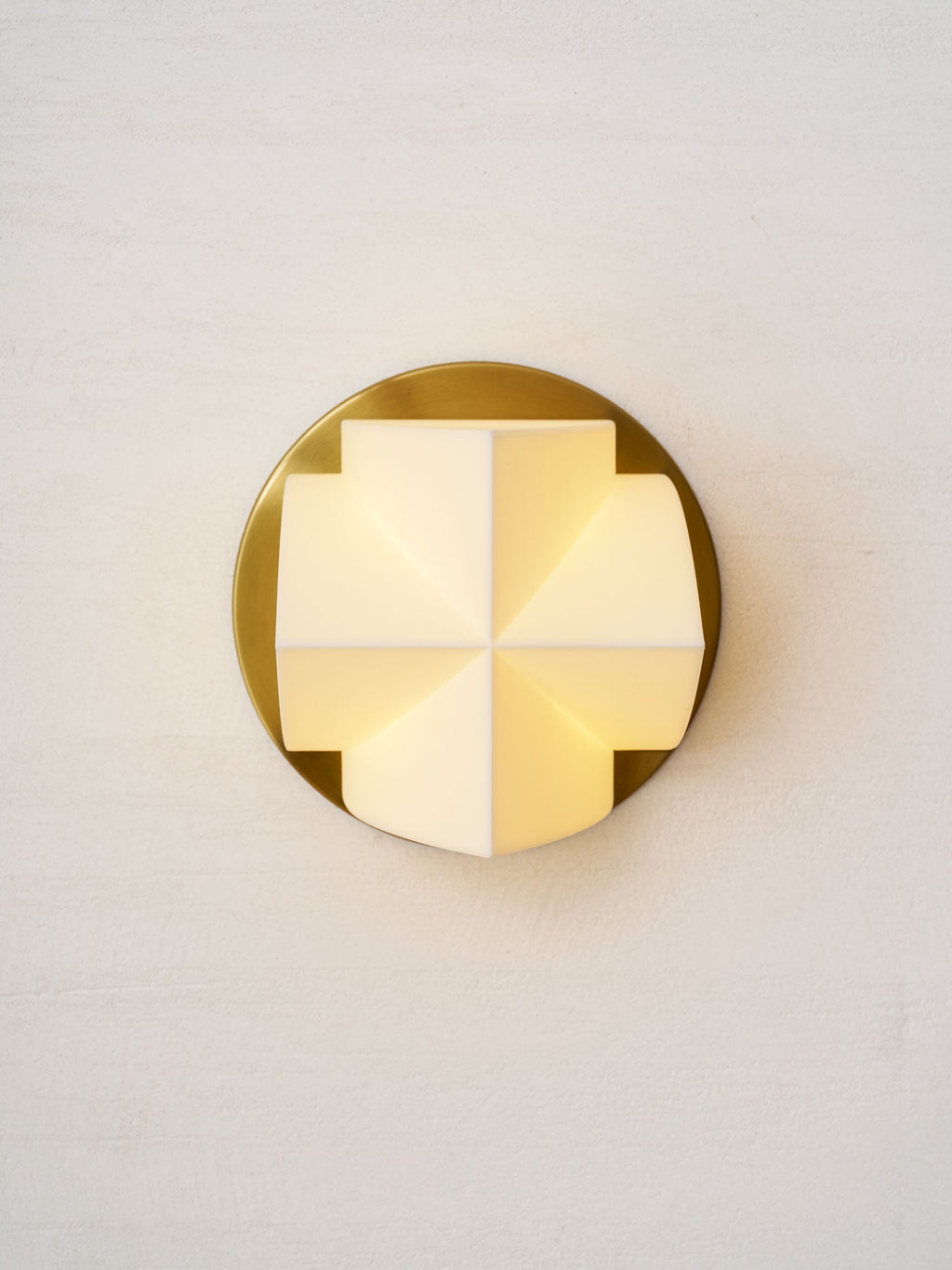 Naala Sconce