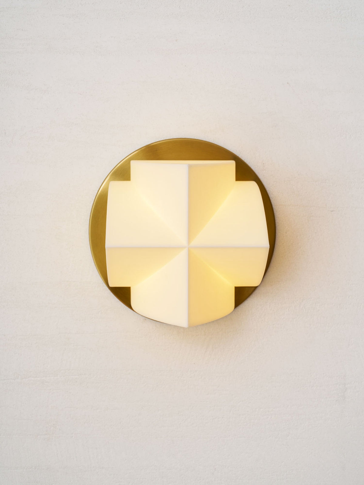Naala Sconce
