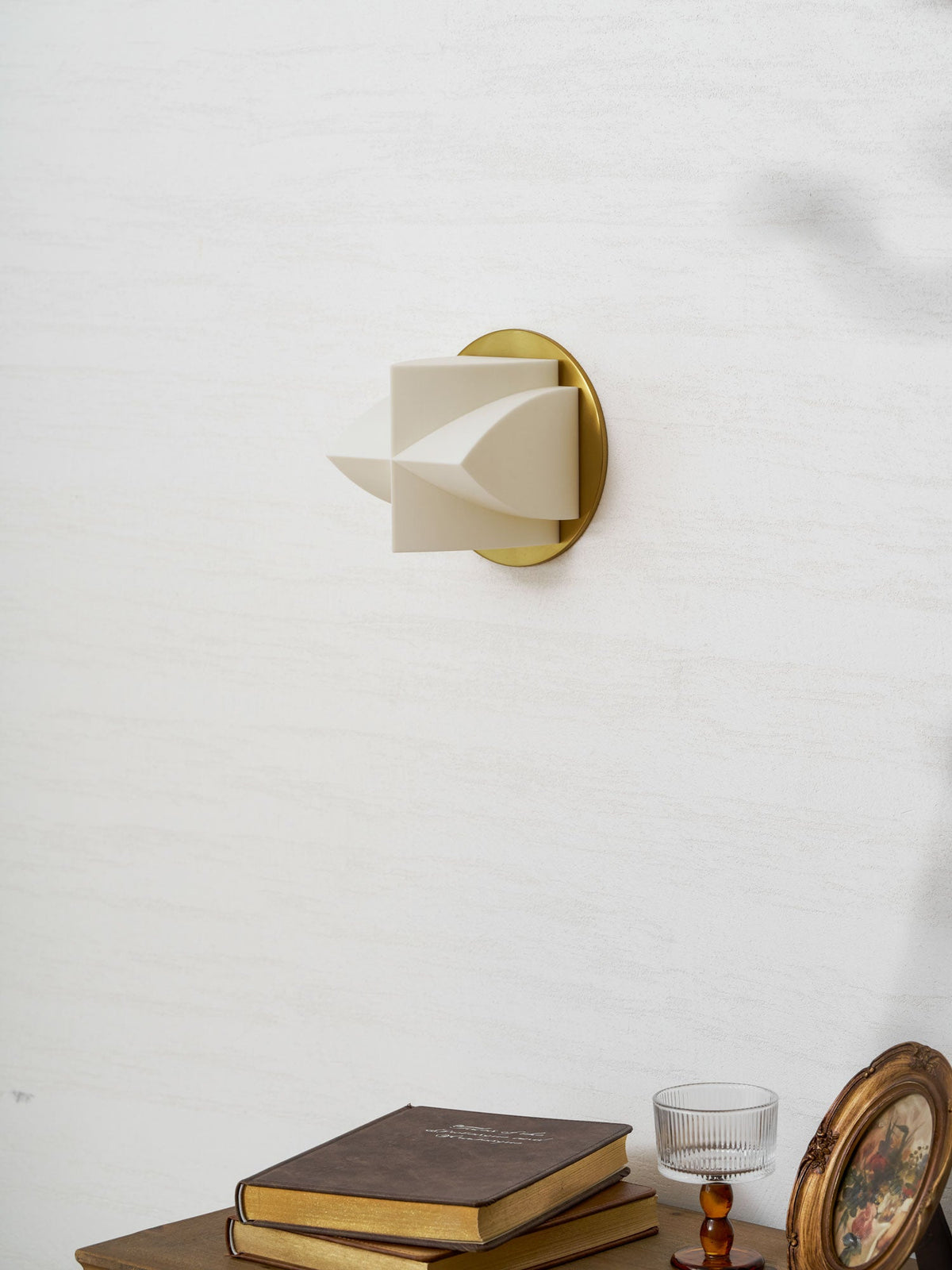 Naala Sconce