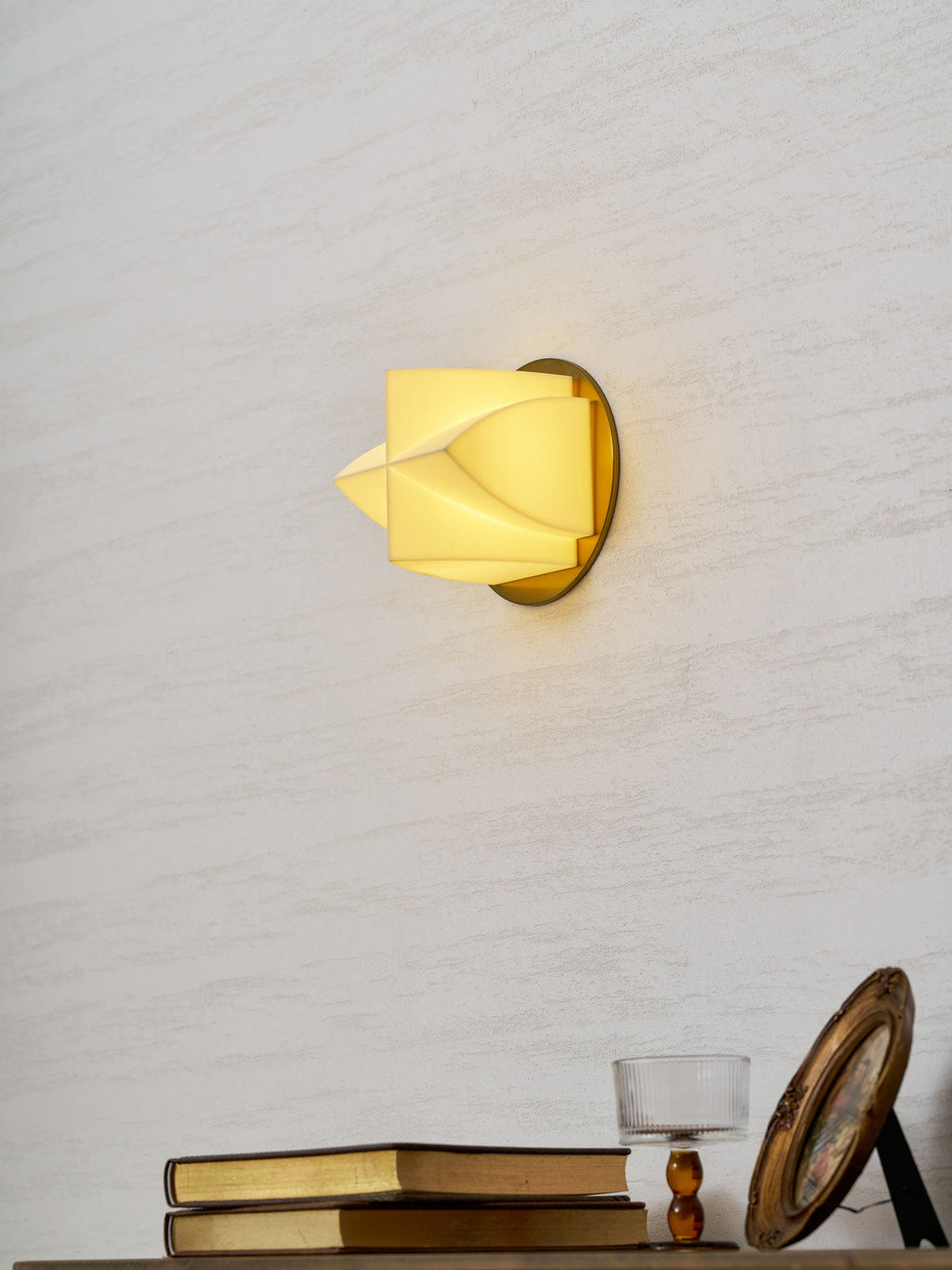 Naala Sconce