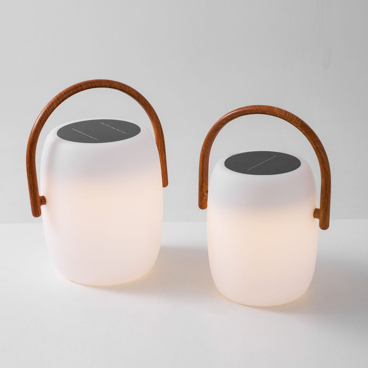 Noria Solar Outdoor Lantern Lamp