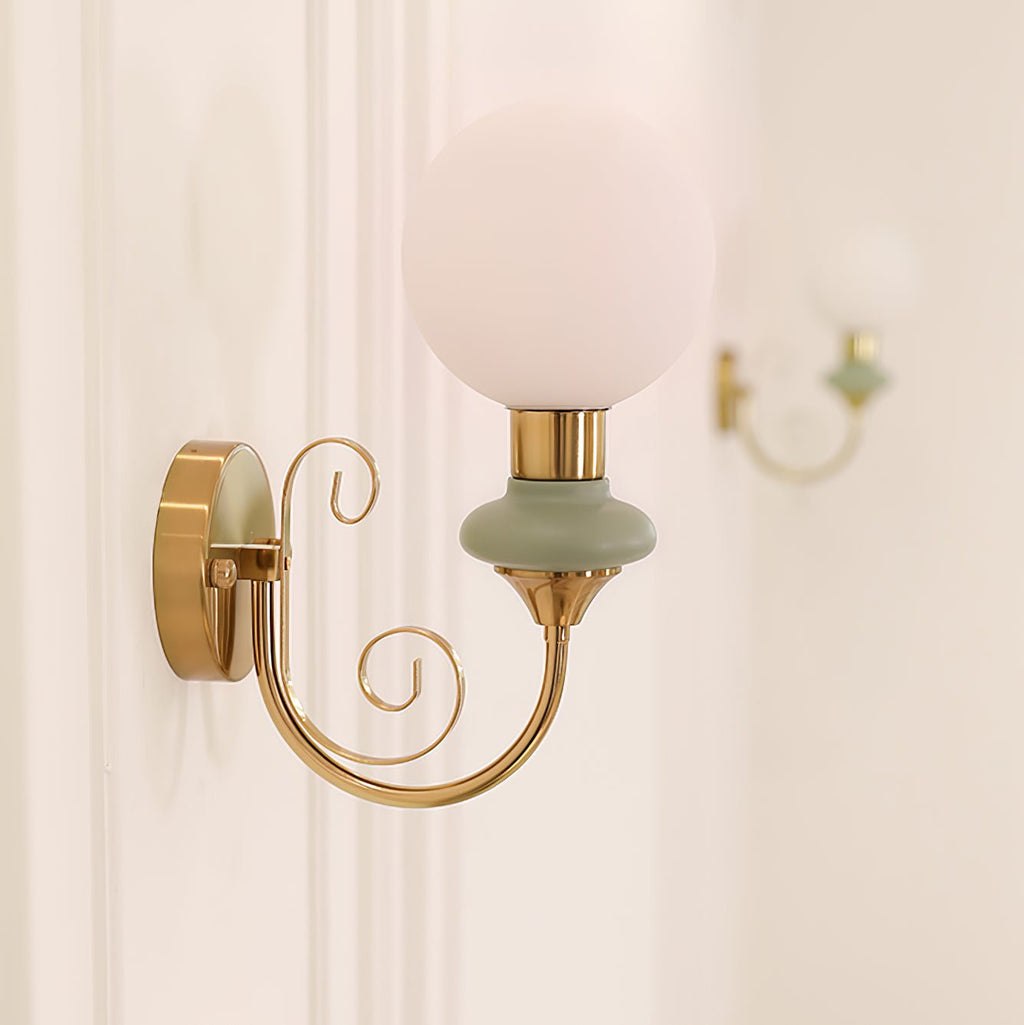 Onyx Plug-in Wall Lamp