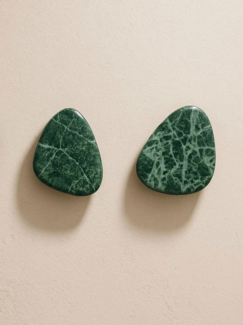 Onyx Pebble Wall Hook