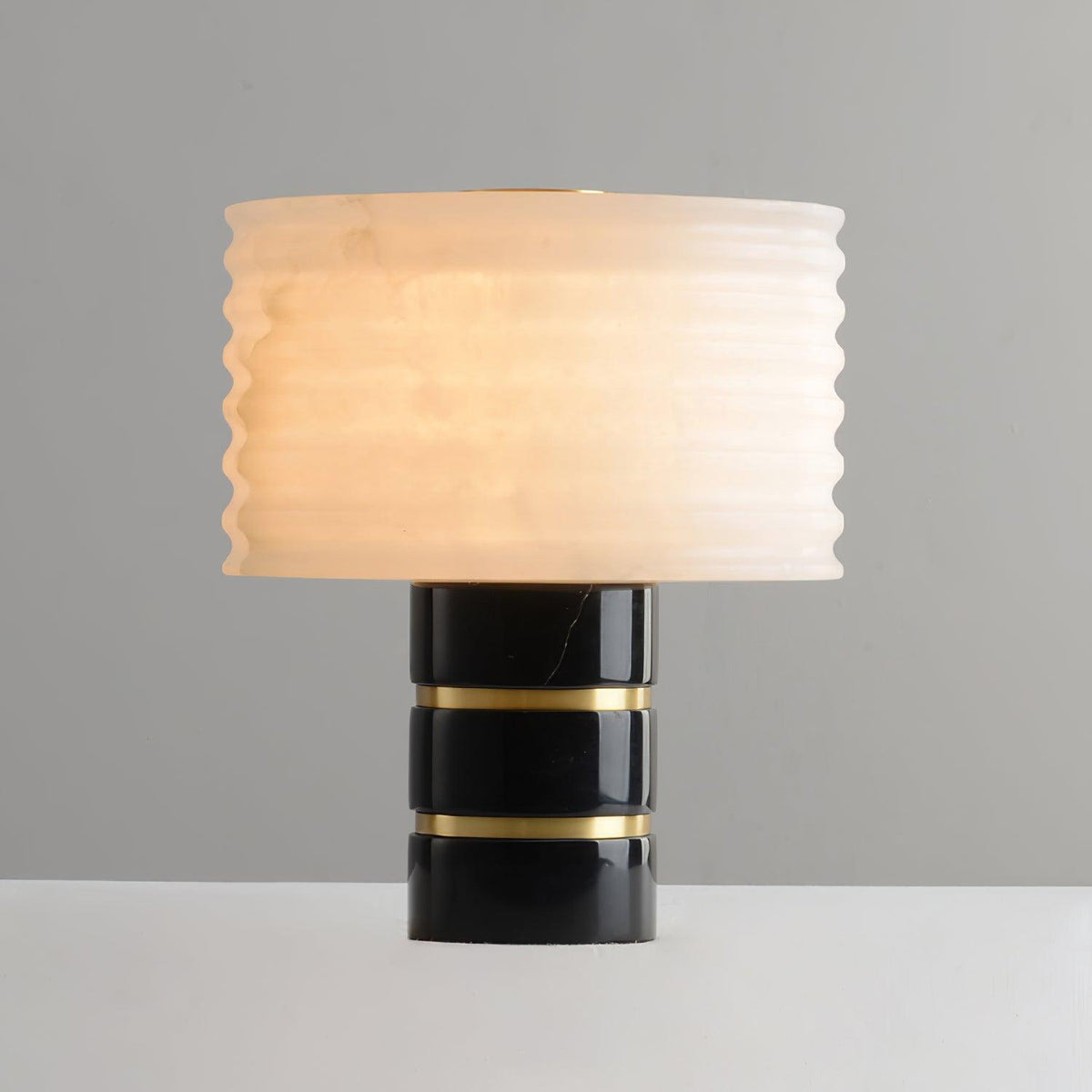 Orsola Table Lamp ∅ 10.2″ x H 12.6″ / Dia 26cm x H 32cm / Black + White / US plug Table lamp