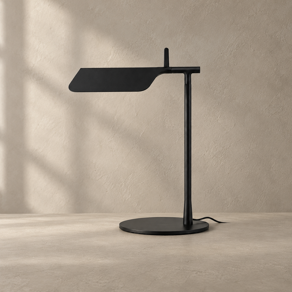Pivot Ease Table Lamp