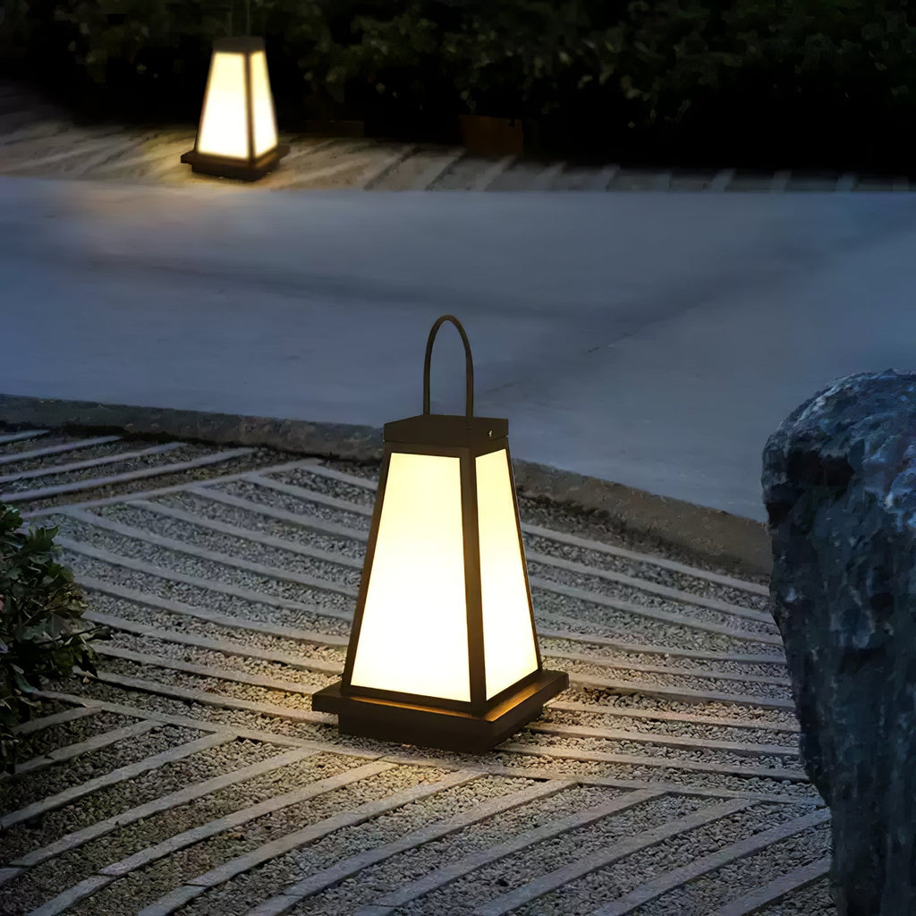 Roam Lantern Garden Outdoor Lamp