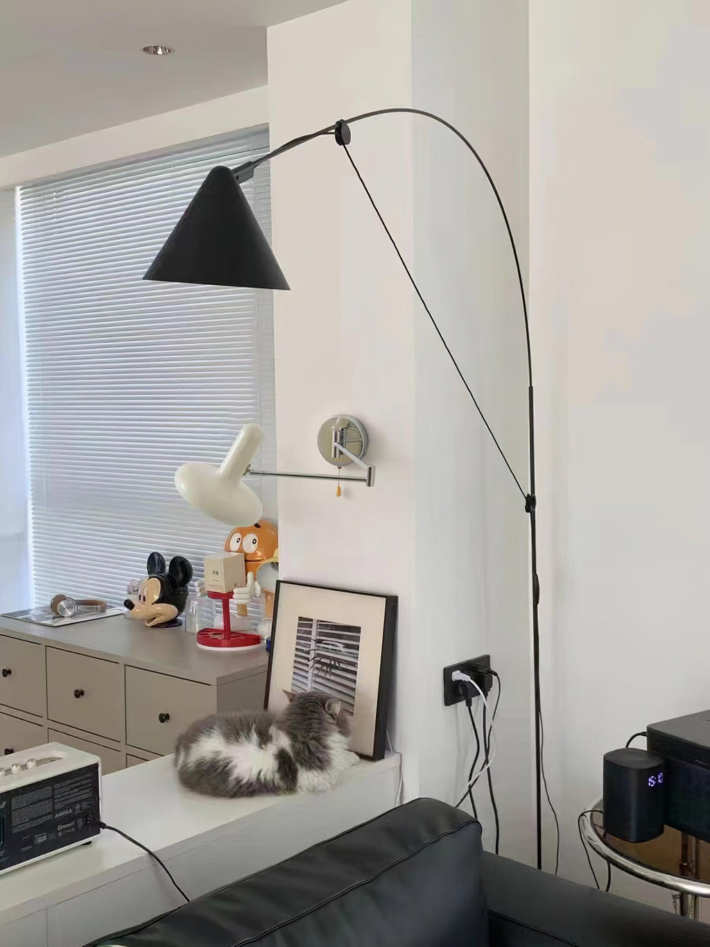 Rocker Wall Light