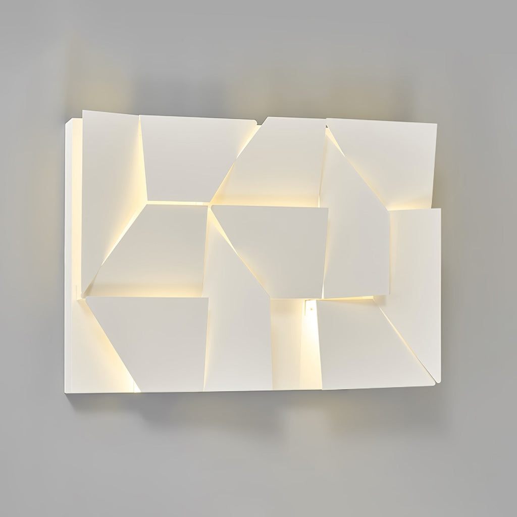 Shadows Grand Plug-in Sconce