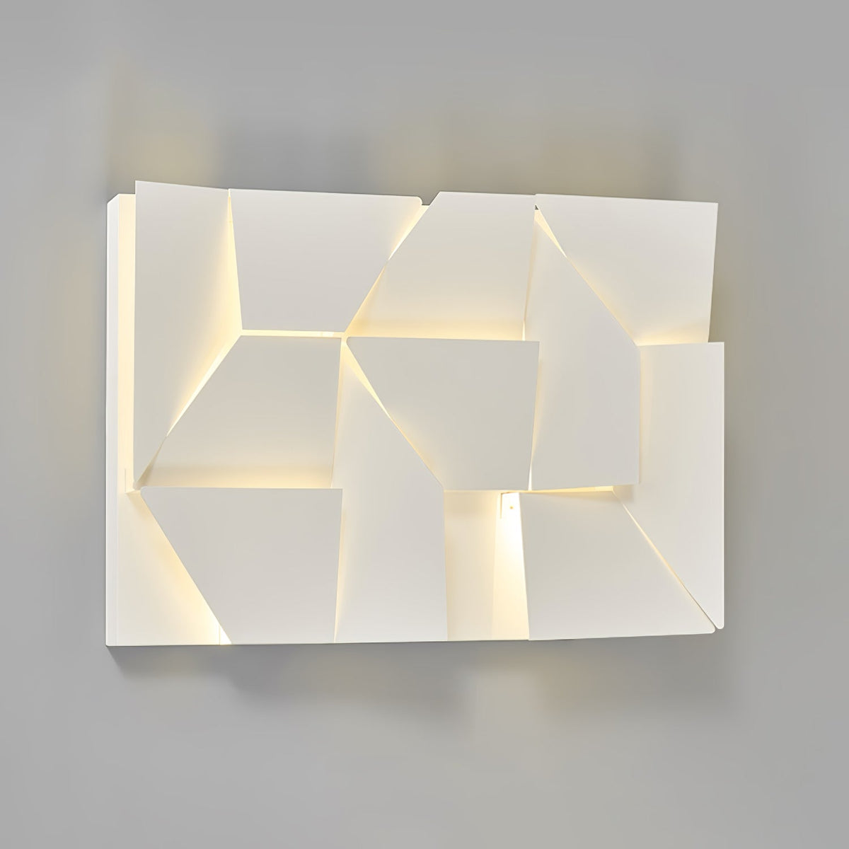 Shadows Grand Plug-in Sconce