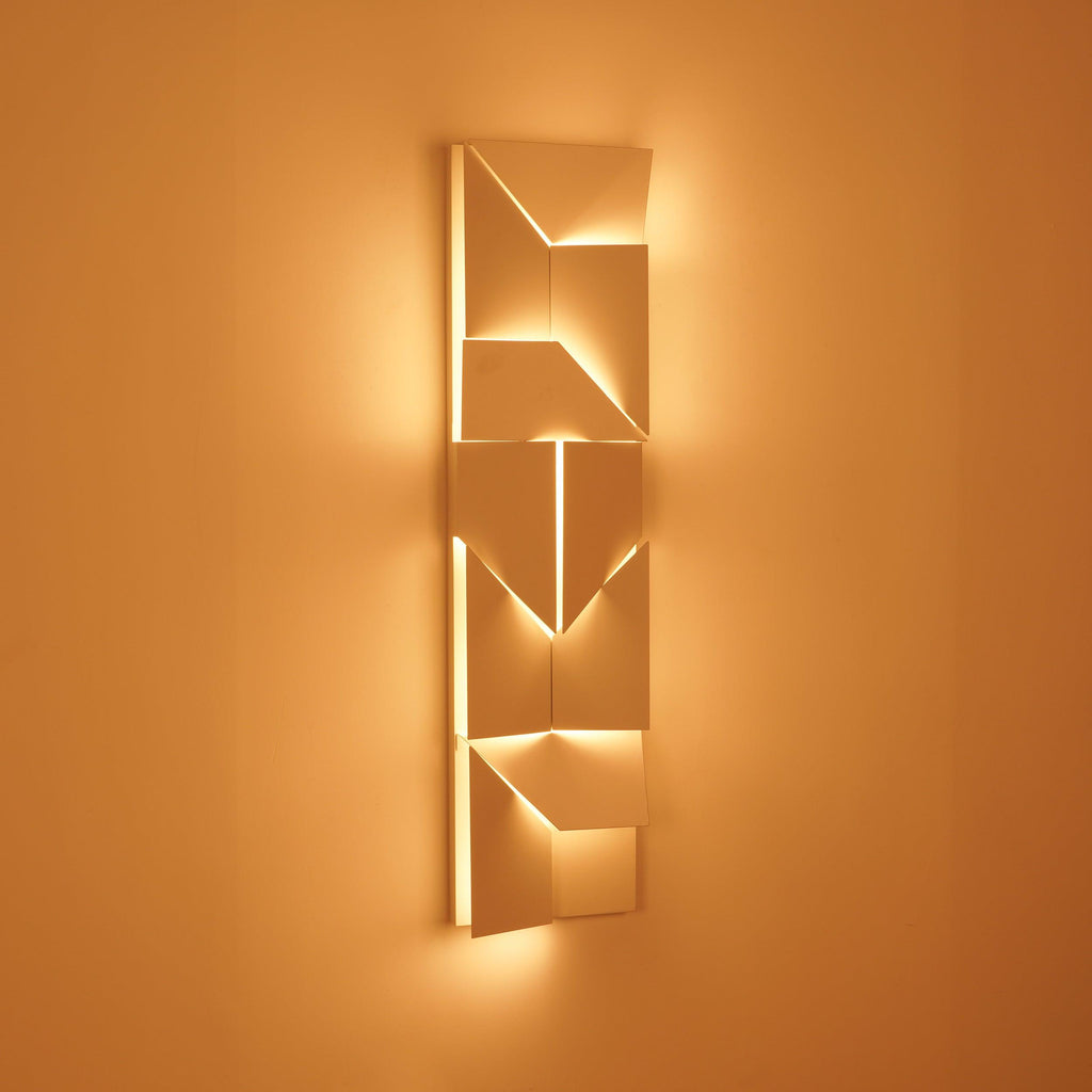 Shadows Grand Plug-in Sconce
