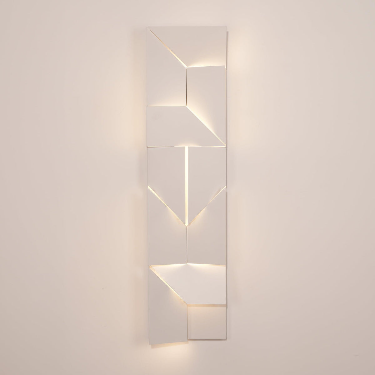 Shadows Grand Plug-in Sconce