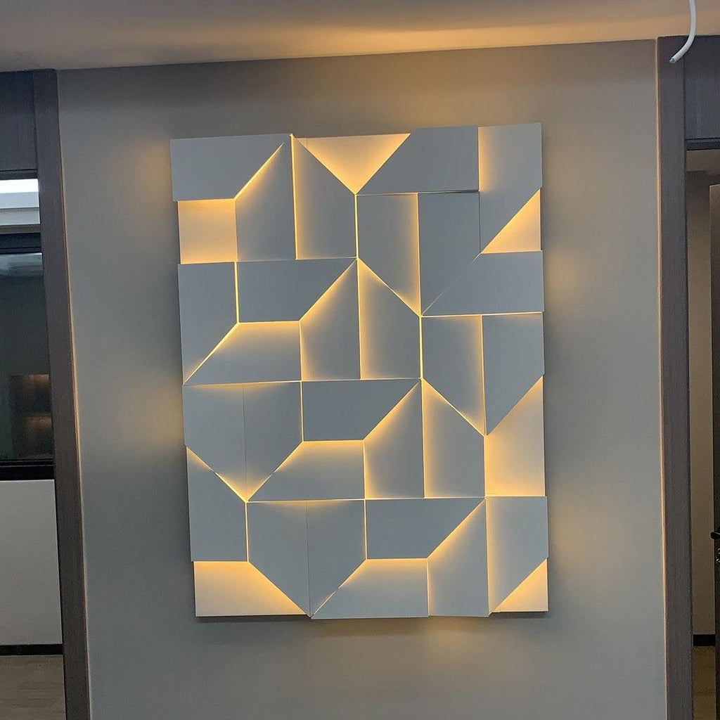 Shadows Grand Plug-in Sconce