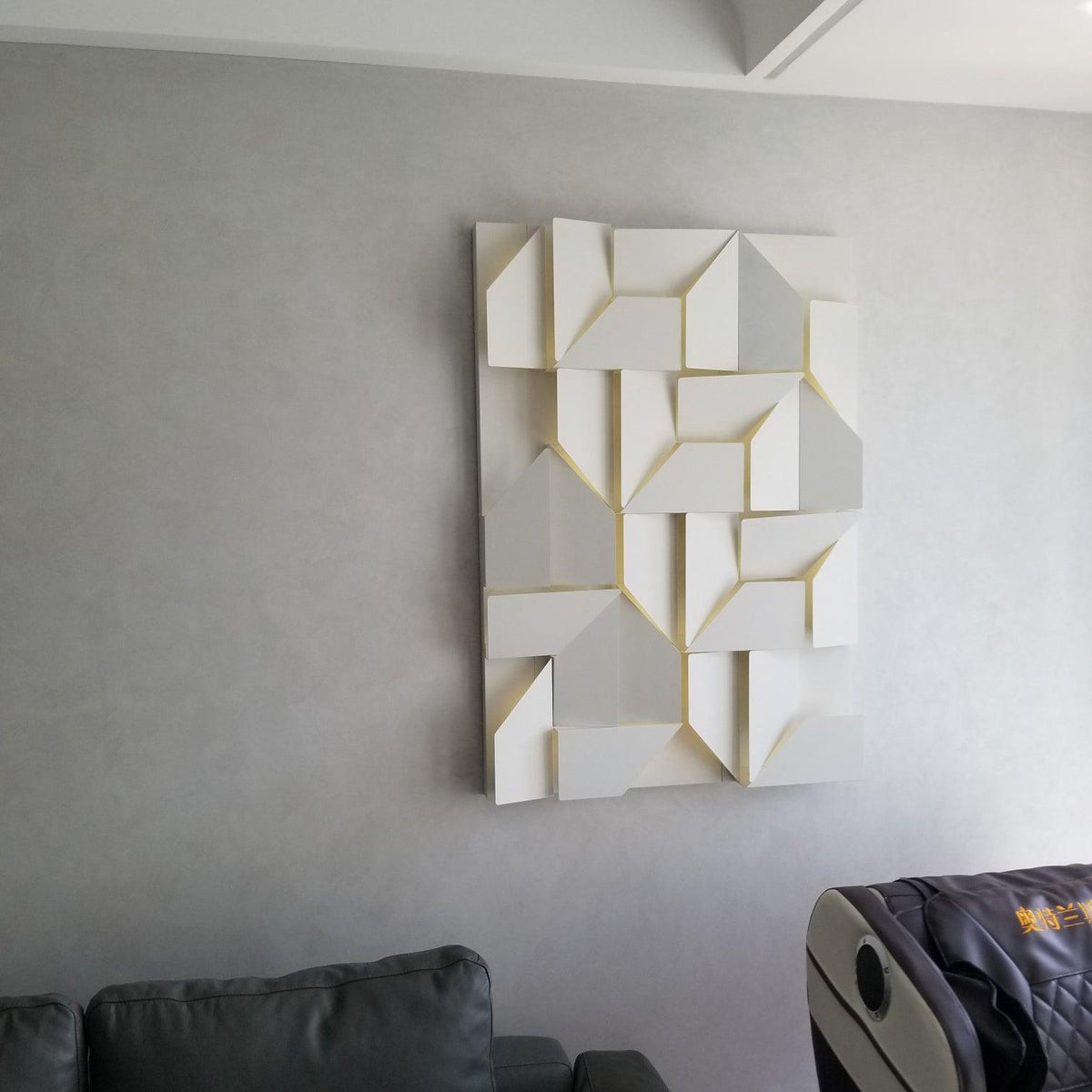 Shadows Grand Plug-in Sconce