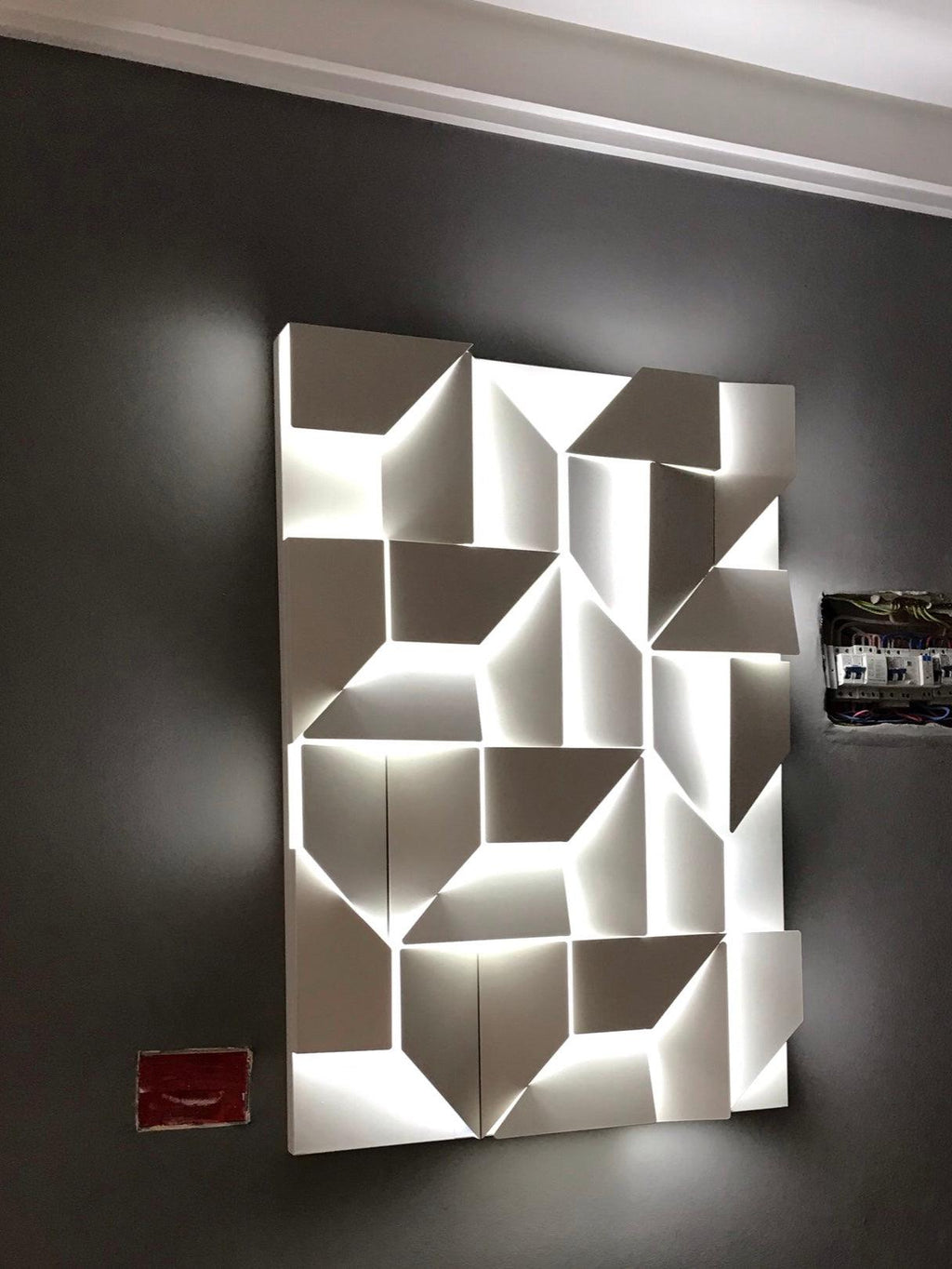 Shadows Grand Plug-in Sconce