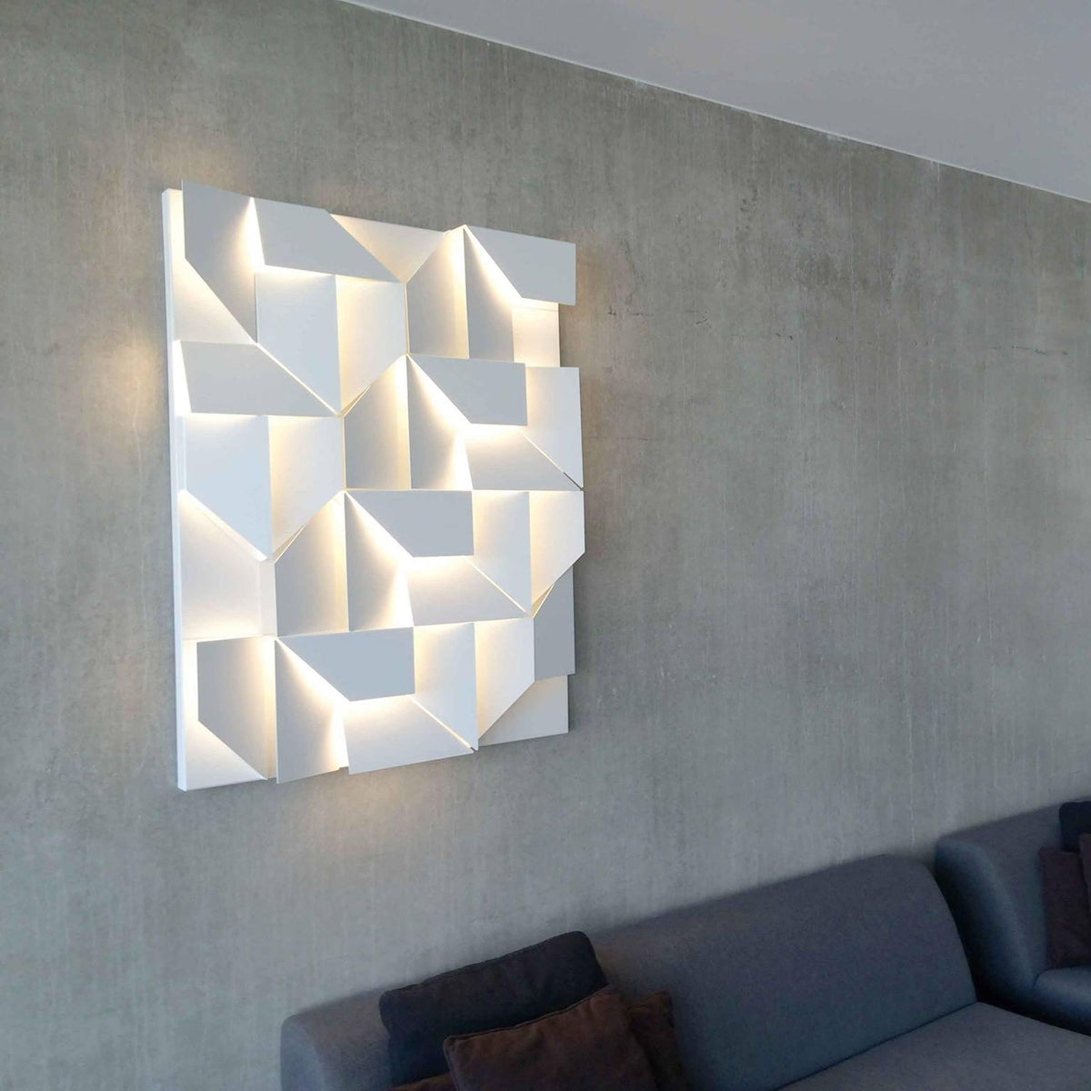 Shadows Grand Plug-in Sconce