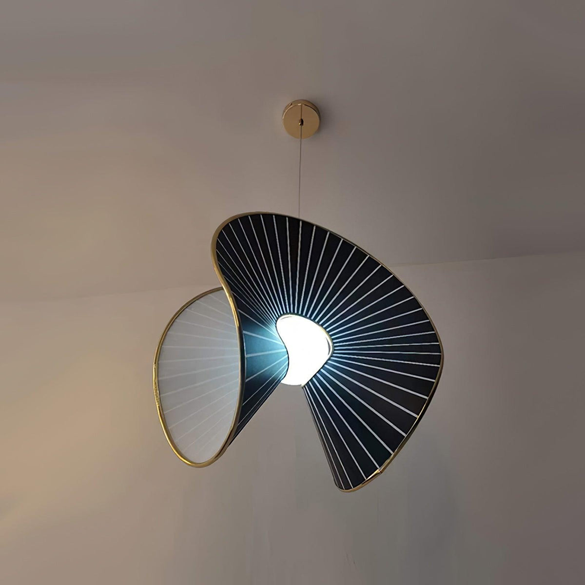 Shell Nordic Pendant Light