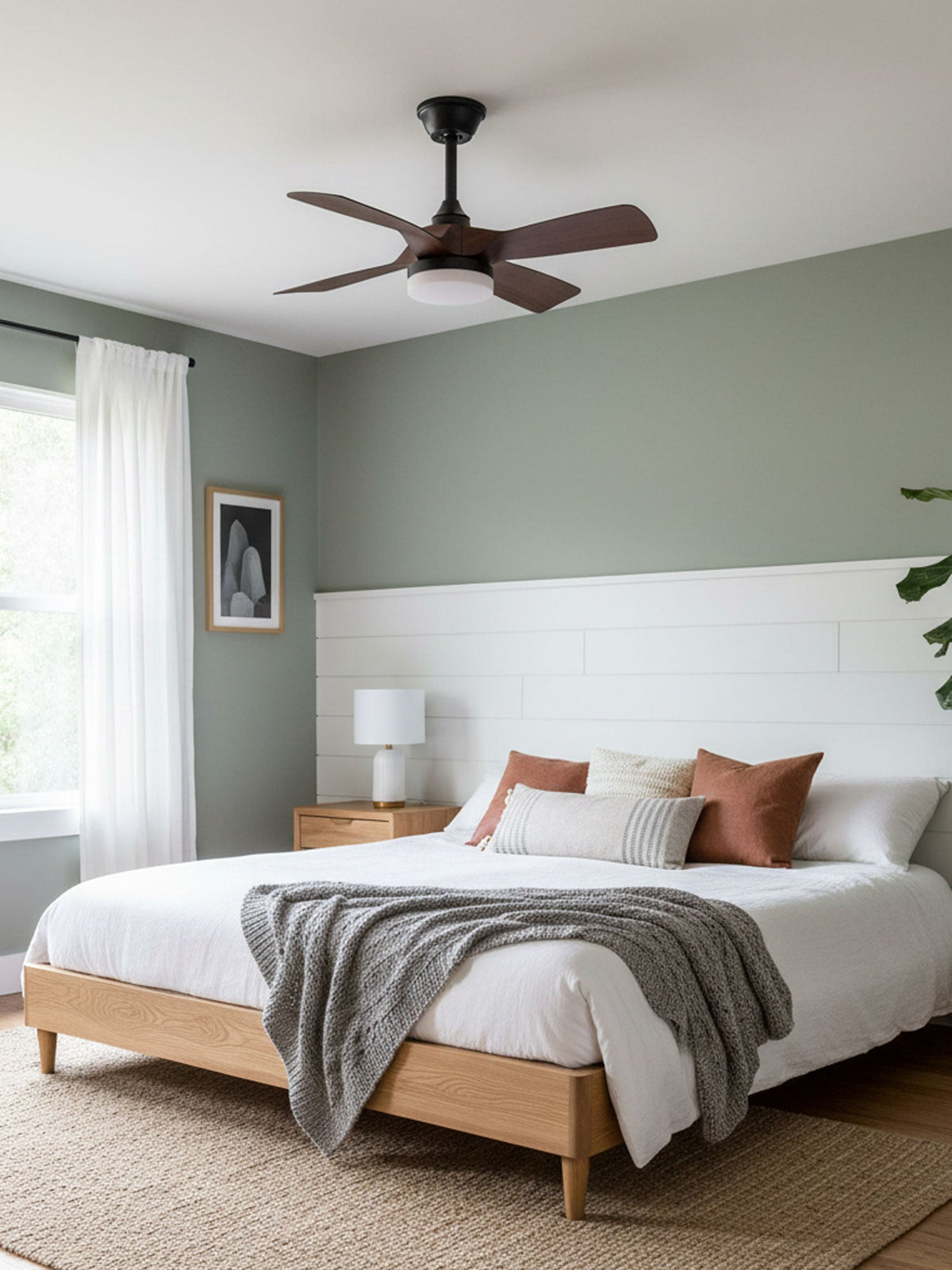 Silver Curve Ceiling Fan Light