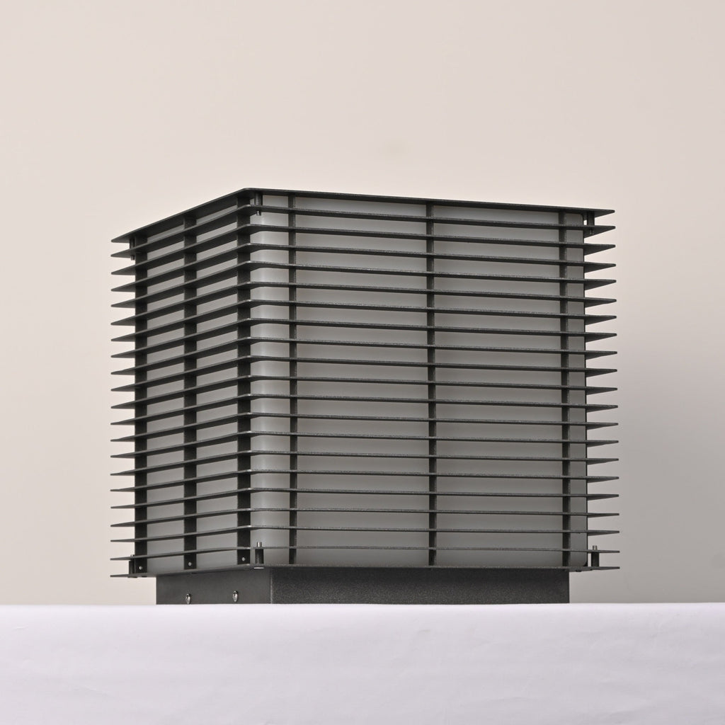Solar Grid Outdoor Light