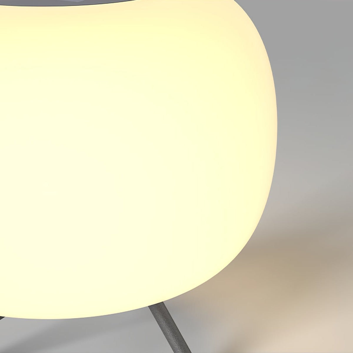 Soluna Pod Lantern Outdoor Lamp