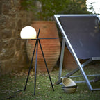 Soluna Tripod Outdoor Lamp