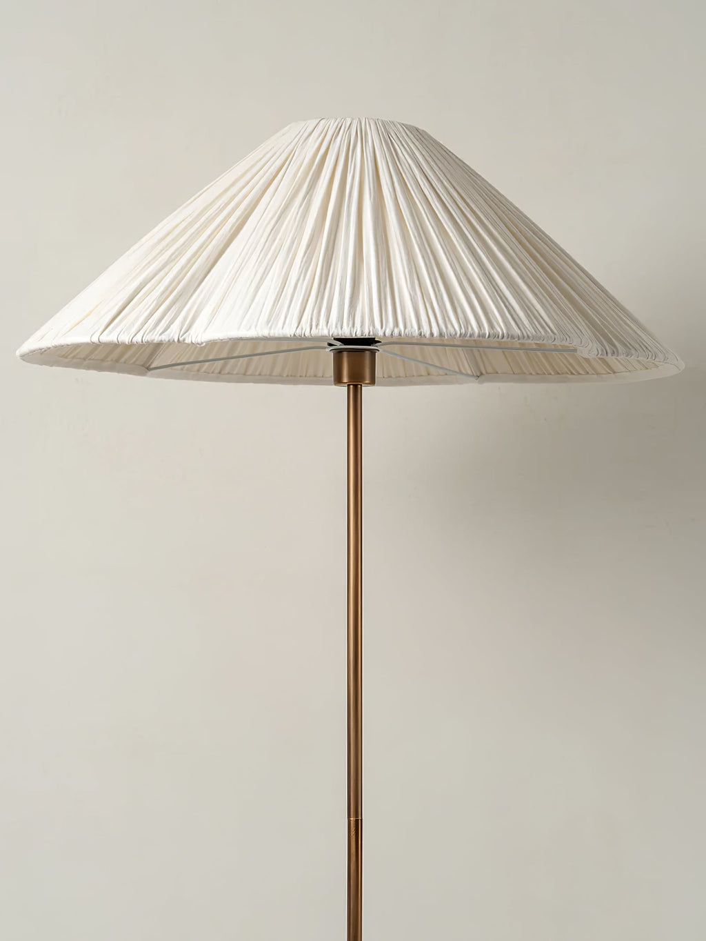 Tansu Floor Lamp