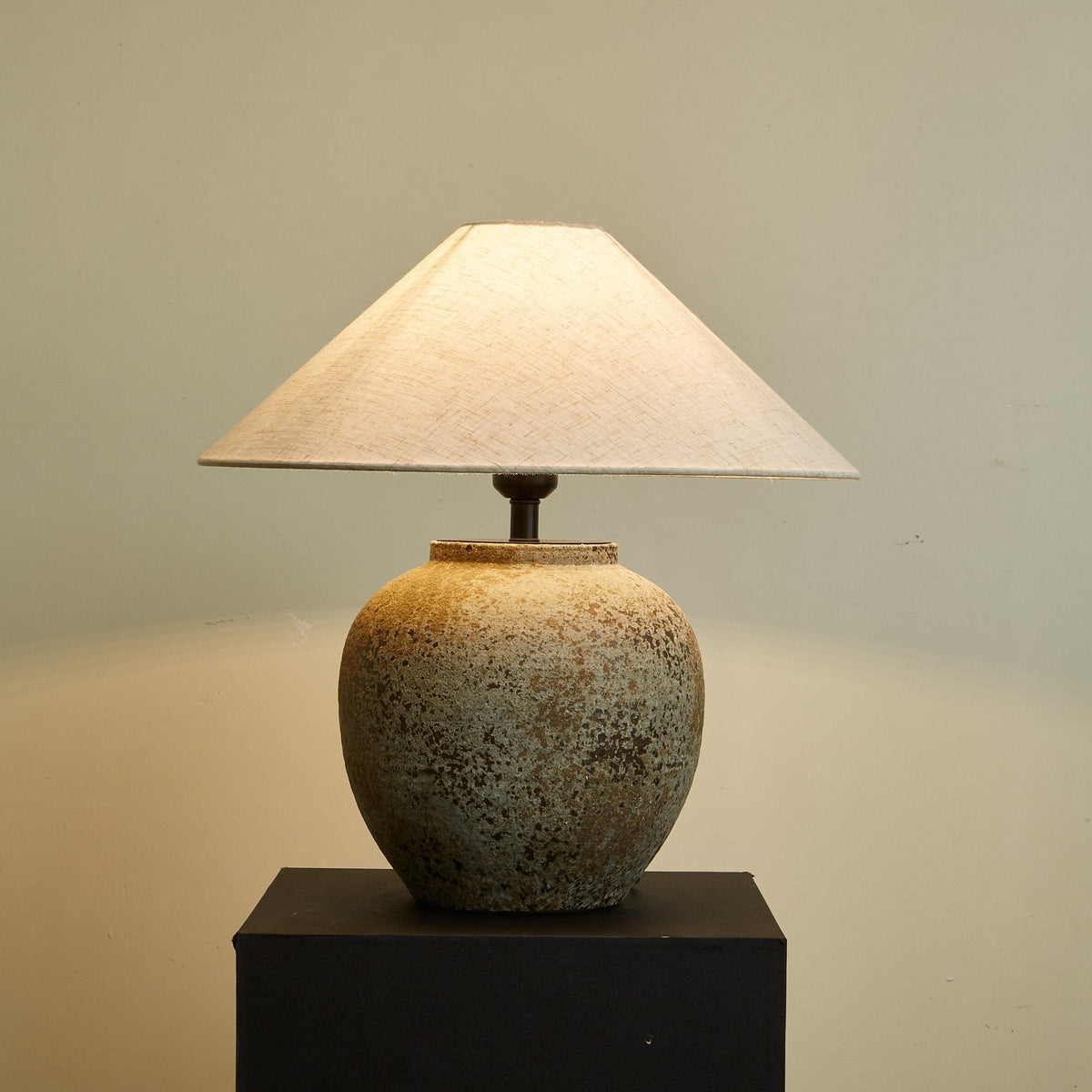Terra Vessel Table Lamp