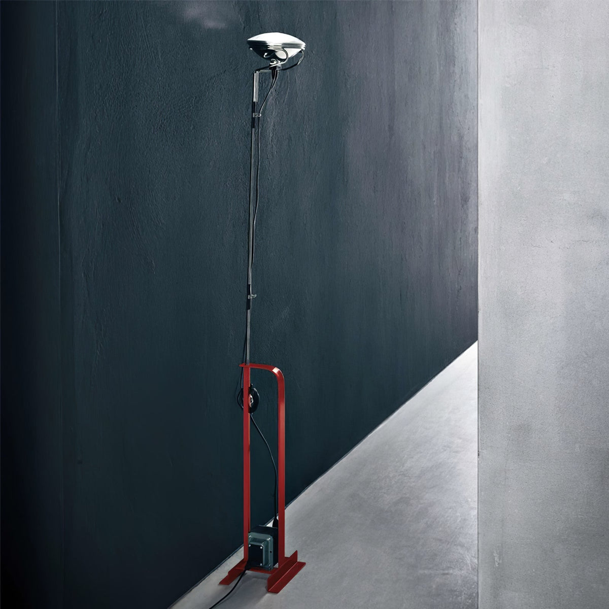 Reflector Floor Lamp