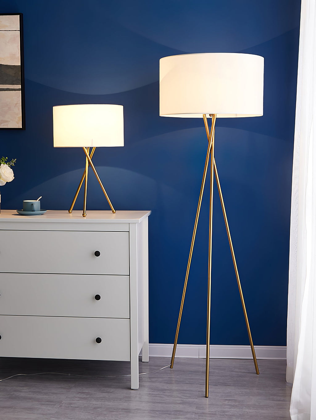Tripod Grace Floor Lamp