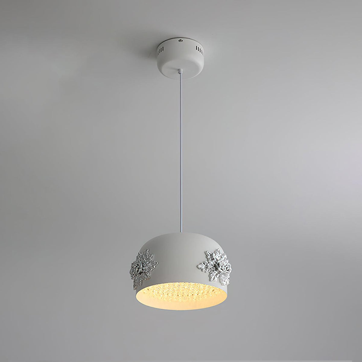 Tuz Pendant Light ∅ 11″ x H 5.9″ / ∅ 28cm x H 15cm / White & Chrome & With crystal / Warm Light Pendant light