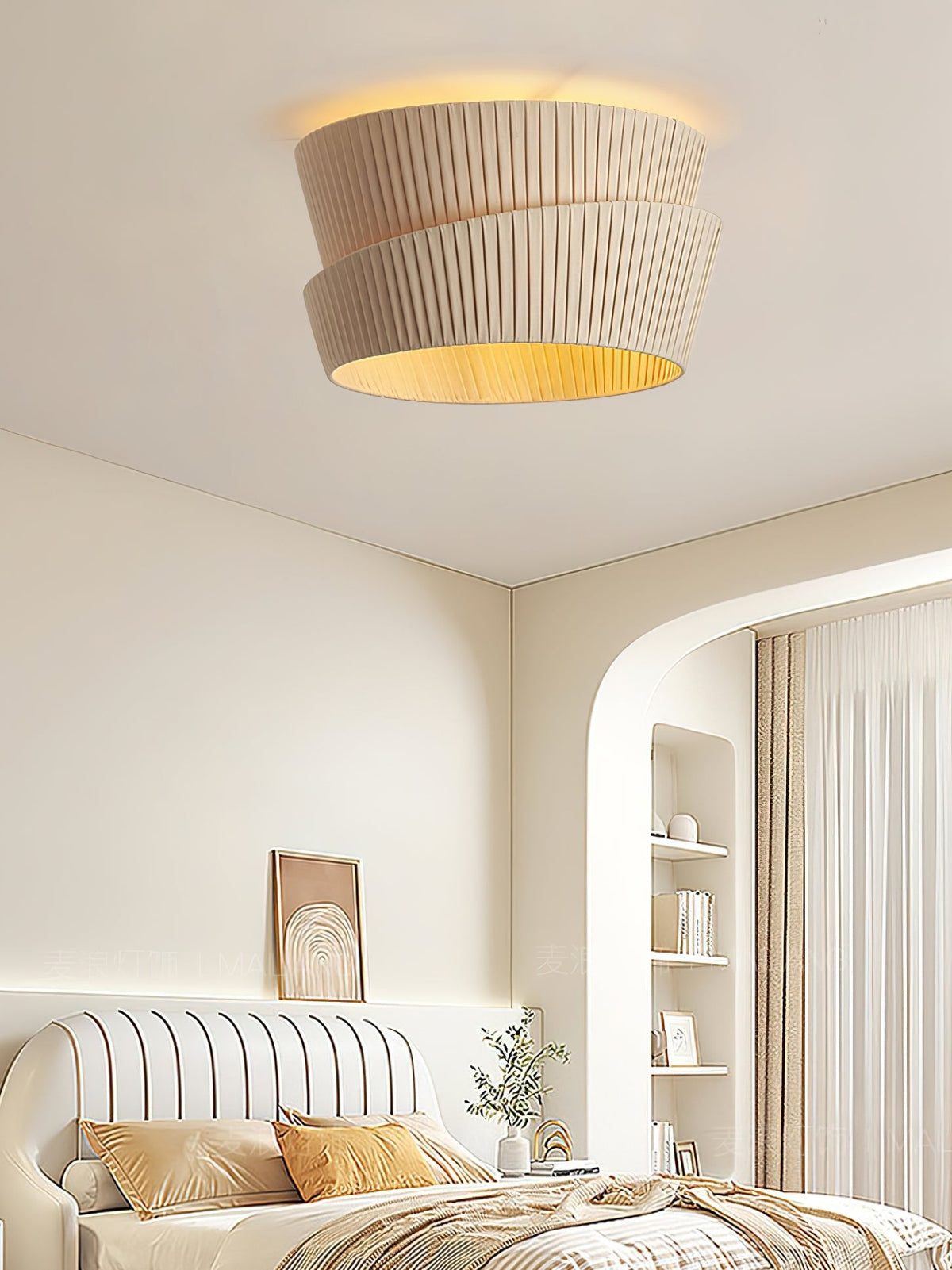 Vela Twist Ceiling Lamp