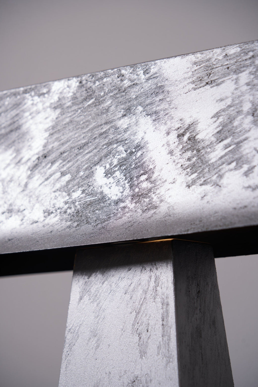 Veltan Table Lamp